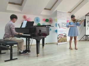 Fotorelacja z Popisu uczniów klas fletu i skrzypiec – 23 06.2026